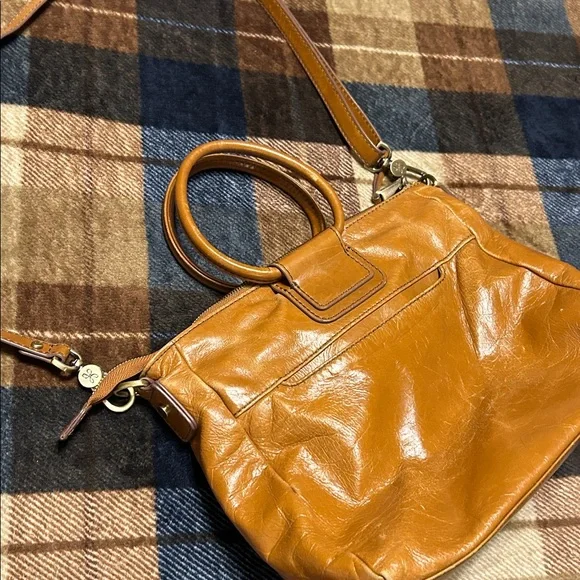 HOBO Tan Leather Shoulder Bag - Picture 12 of 15